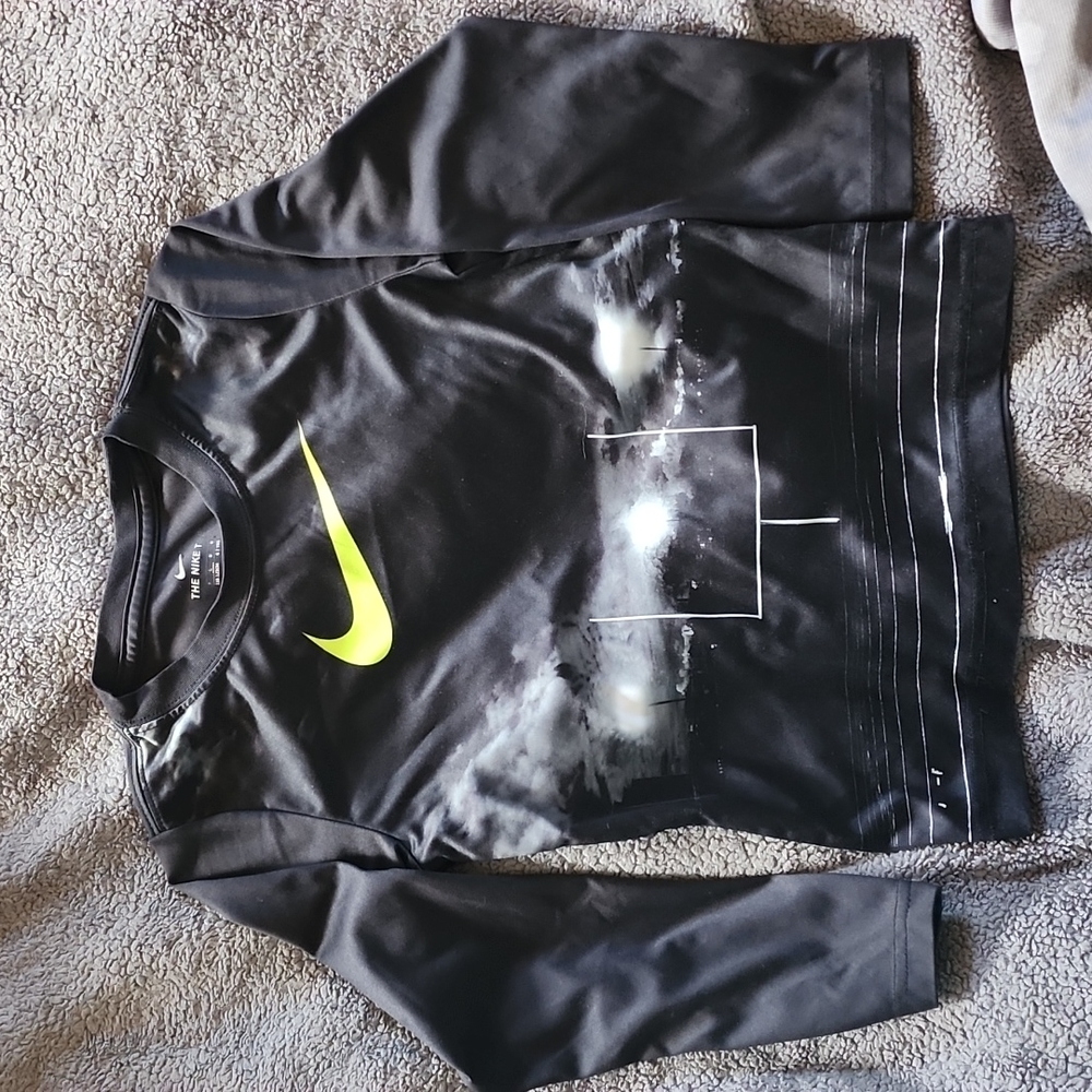 Nike: Dri-FIT "Football" graphic Long-sleeve shirt, Black, Boys-Large